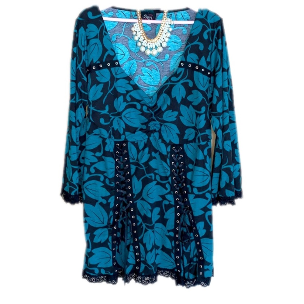 New dare to wear green/black babydoll top sz.4x